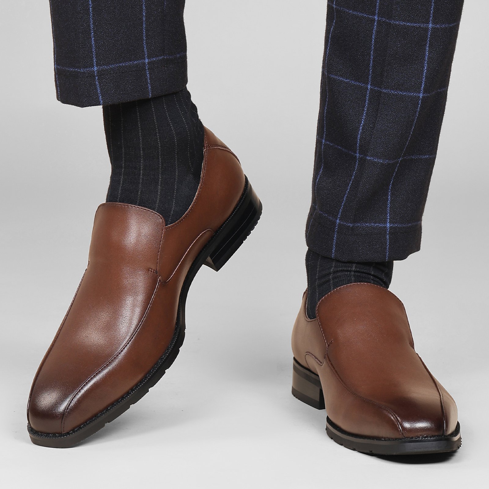 42 Flukin メンズ ビジネスシューズ【高級紳士靴】ドレスシューズ 防水仕様 軽量設計 防滑底 通気性 ウォーキング対応 フォーマル 歩きやすい - Image 13