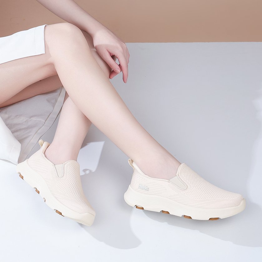 10 Flukin スリッポン 健歩シューズ 白スニーカー ローファー レディース 女 ハンズフリー靴 上履き ベージュ 軽量 幅広 通気 衝撃吸収 ウォーキング 疲れにくい 立ったまま履ける クッション性 滑り止め 仕事 履きやすい 通気性 春 夏 秋 - Image 6