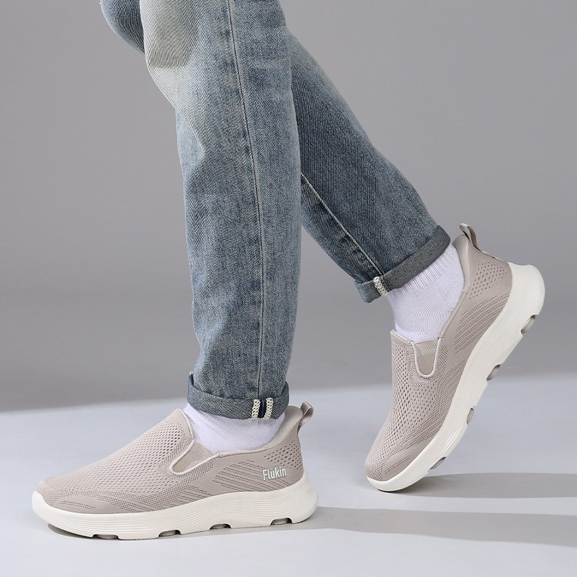 5 Flukin スリッポン 健歩シューズ 白スニーカー ローファー レディース 男 ハンズフリー靴 上履き ベージュ 軽量 幅広 通気 衝撃吸収 ウォーキング 疲れにくい 立ったまま履ける クッション性 滑り止め 仕事 履きやすい 通気性 春 夏 秋 - Image 6